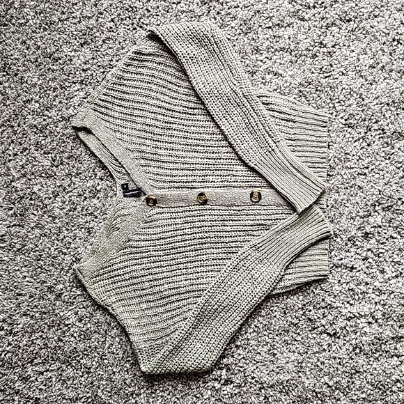 Bundle of 6 Sweaters Fall Winter Long Sleeve Animal Print Size Medium - Picture 4 of 7